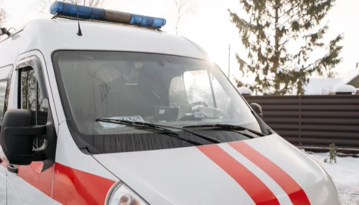 Ini Dia Alasan Kenapa Ambulance Tidak Pernah Isi Bensin