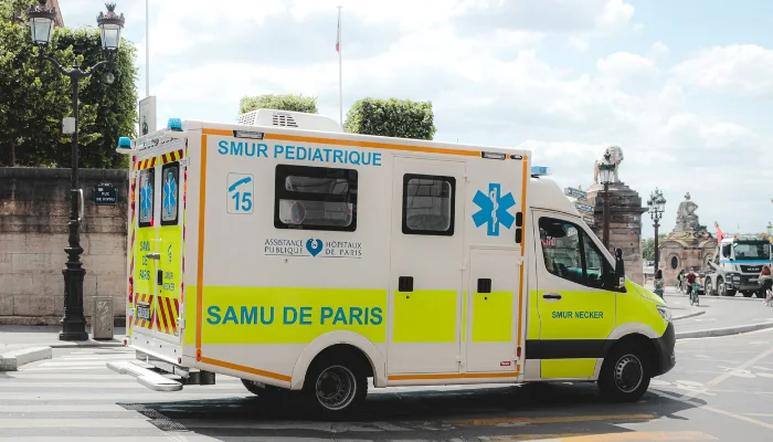 5 Fakta Menarik Ambulans, Diantaranya Bisa Mengabaikan Lampu Lalu Lintas